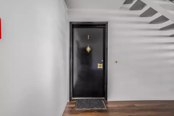 Mountain View, CA 94040,1945 Mount Vernon CT 1