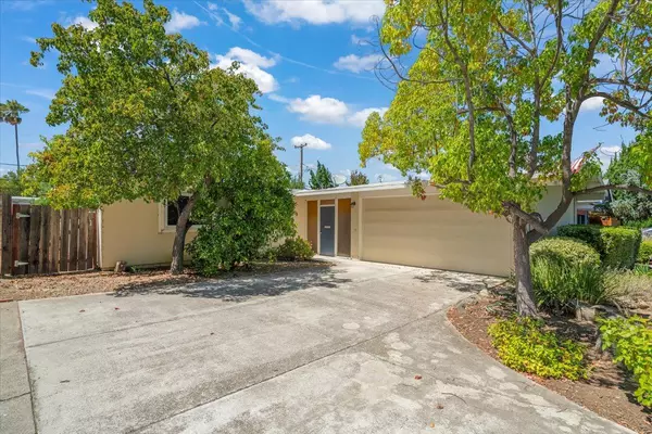 939 S Tantau AVE, Cupertino, CA 95014