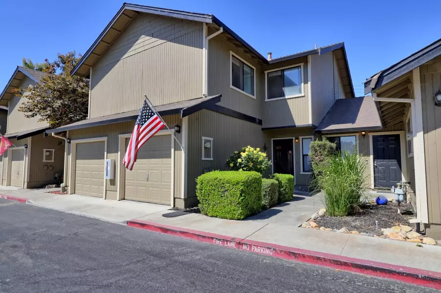 801 Nash RD I2, Hollister, CA 95023