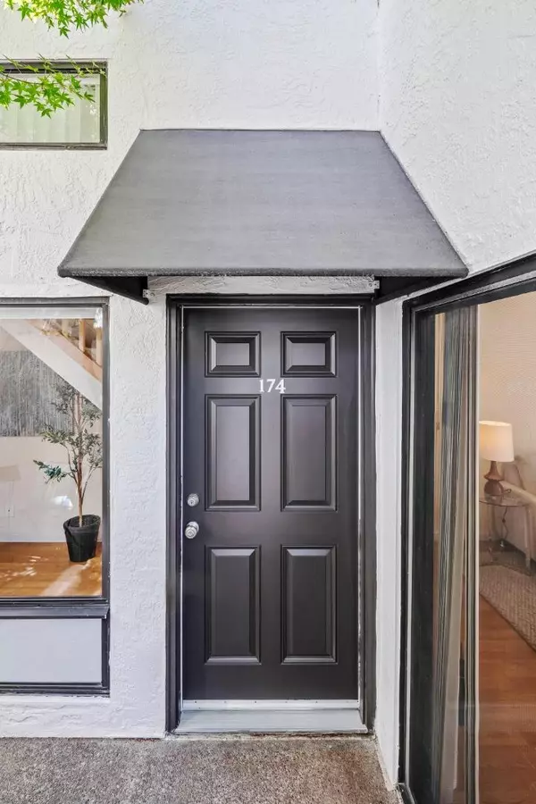 San Mateo, CA 94403,2001 Alameda De Las Pulgas 174