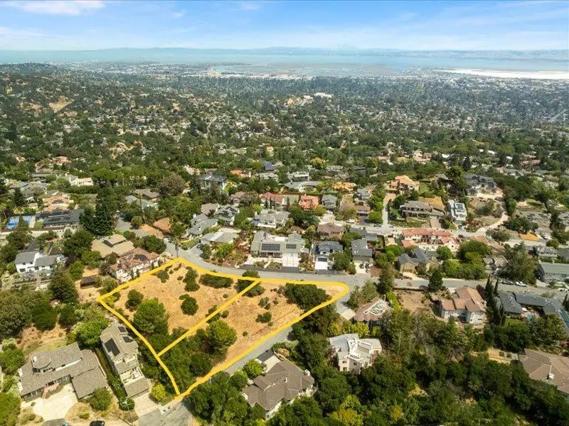 Redwood City, CA 94062,000 Glenmere WAY