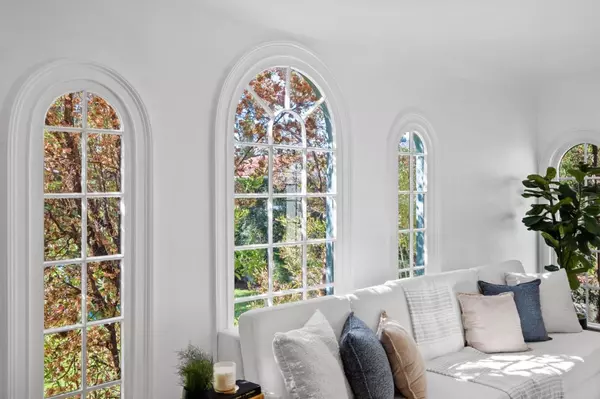 Los Angeles, CA 90019,1250 Hauser BLVD