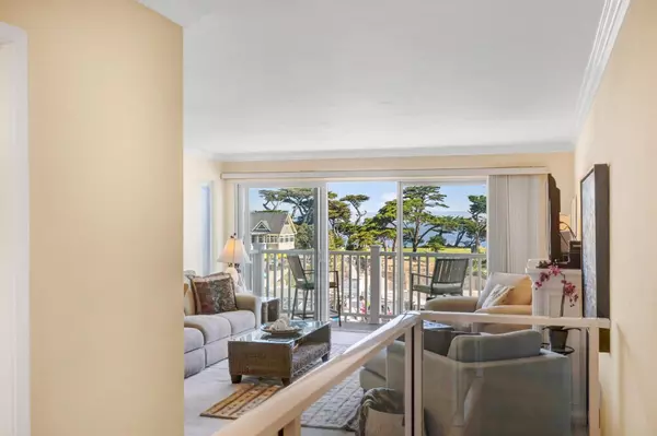 Pacific Grove, CA 93950,585 Ocean View BLVD 3