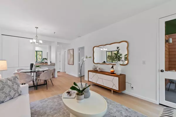 Palo Alto, CA 94306,4250 El Camino Real C221