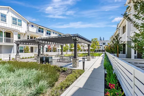 178 Oak CIR, Walnut Creek, CA 94597