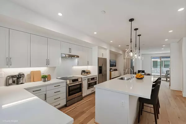 Walnut Creek, CA 94597,178 Oak CIR