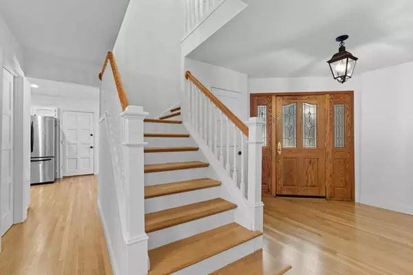 Los Gatos, CA 95033,23489 Hutchinson RD