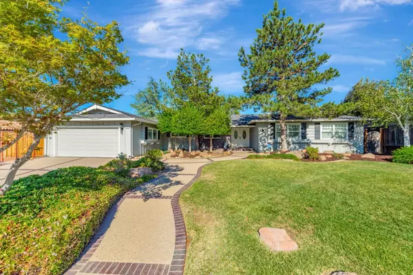 6540 Camelia DR, San Jose, CA 95120