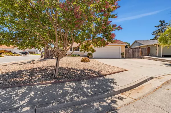 Morgan Hill, CA 95037,17061 Teak CT