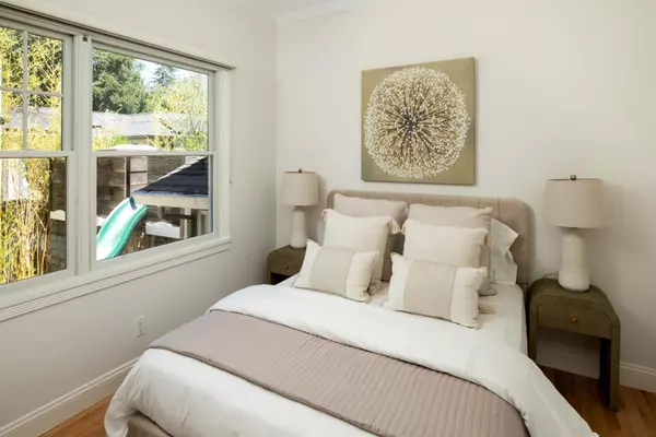 Palo Alto, CA 94301,660 Palo Alto AVE