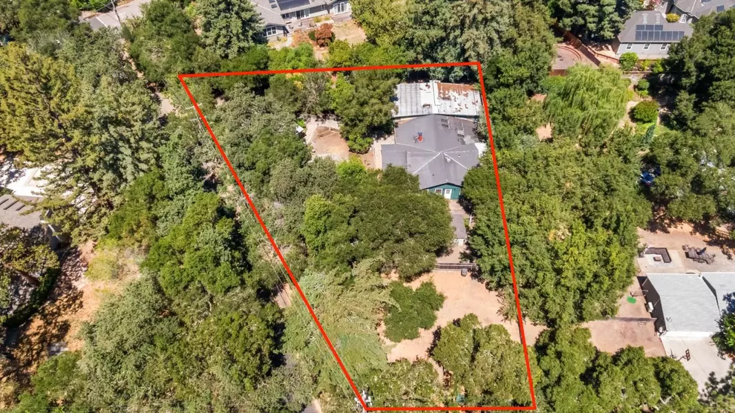 120 Miramontes RD, Woodside, CA 94062