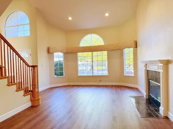 Cupertino, CA 95014,10163 Bret AVE