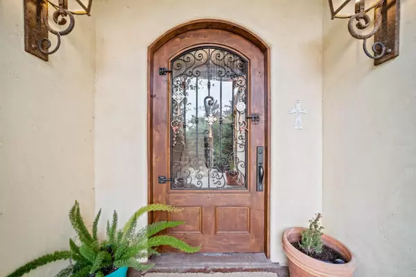 Prunedale, CA 93907,17551 Pond Derosa LN