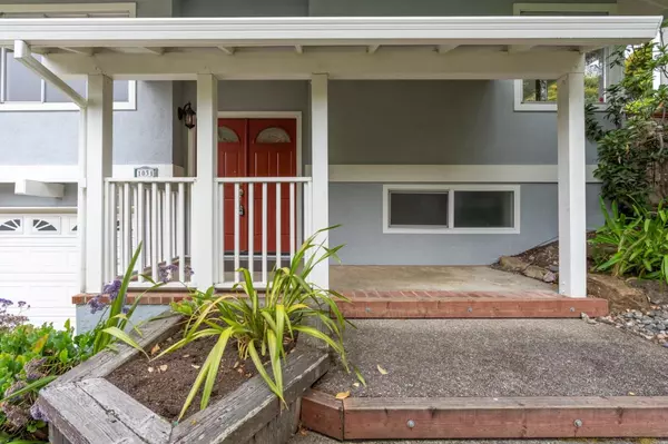 Pacifica, CA 94044,1031 Yosemite DR