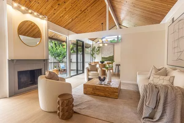 Sunnyvale, CA 94087,875 Brookline DR G