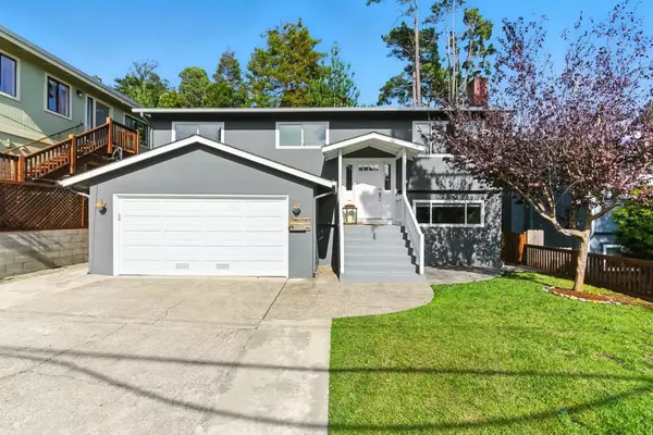 422 Avenue Portola, El Granada, CA 94019