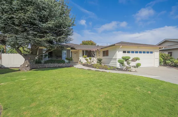 17 San Marcos CT, Salinas, CA 93901