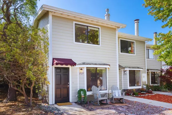 1525 Leila CT, Santa Cruz, CA 95062