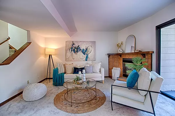 Santa Cruz, CA 95065,2607 Mallory LN