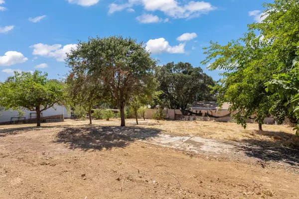 Clearlake, CA 95422,3783 Cedar AVE