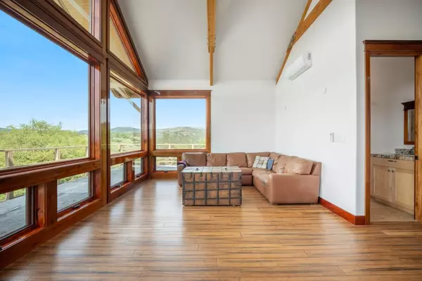 Soledad, CA 93960,30625 Stonewall Canyon RD