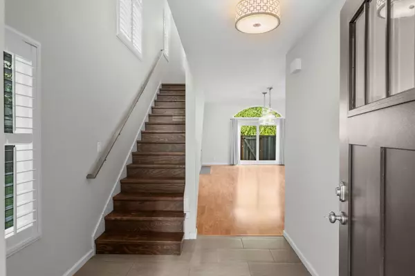 Santa Cruz, CA 95060,118 Stoney Creek RD