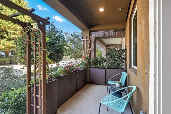 Sunnyvale, CA 94085,392 Charles Morris TER