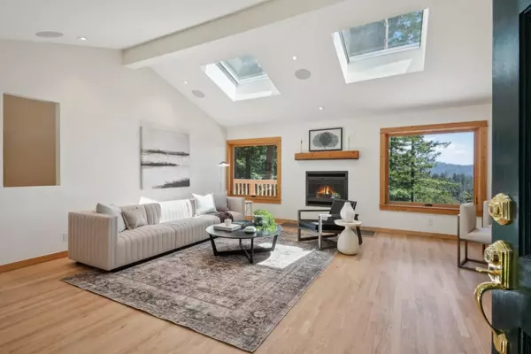 Woodside, CA 94062,103 Harkins RD