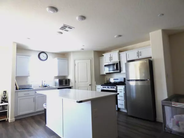 Madera, CA 93637,510 Perkins RD