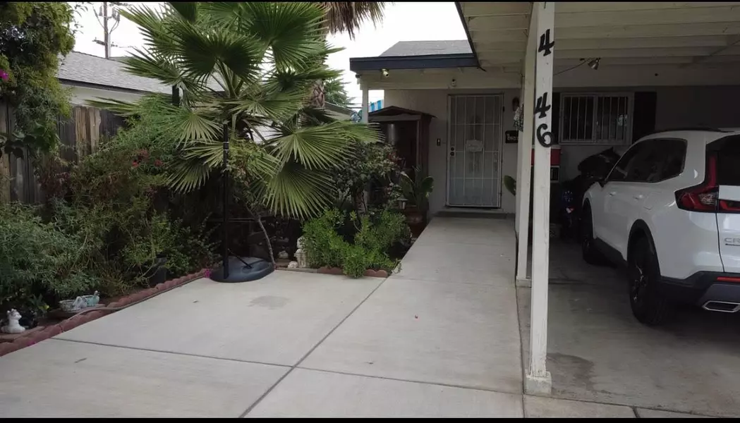 4246 North Holt Ave, Fresno, CA 93705