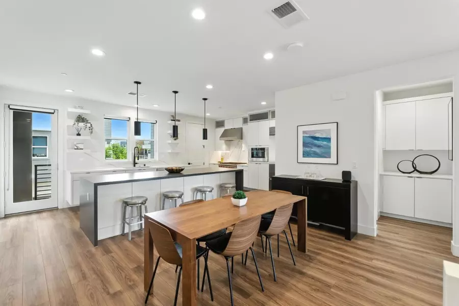 3493 Router CMN, Fremont, CA 94538