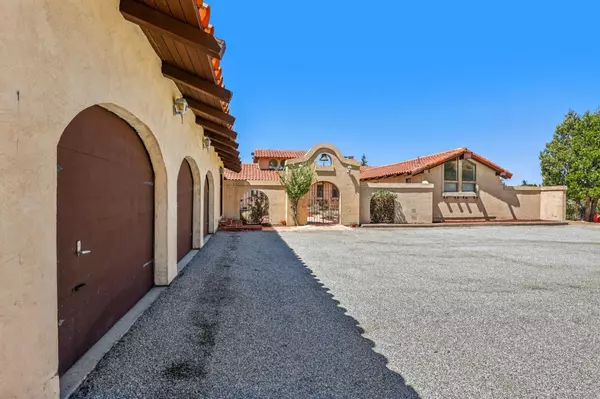 Los Gatos, CA 95033,16420 Soda Springs RD