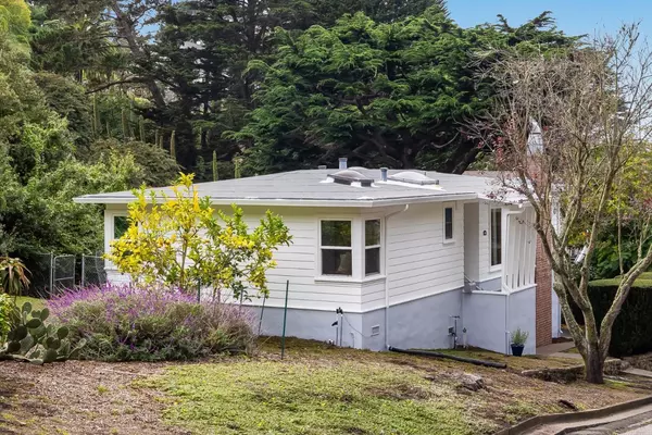 684 Canyon DR, Pacifica, CA 94044