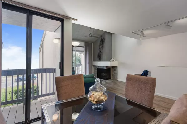 Alameda, CA 94501,2101 Shore Line DR 212