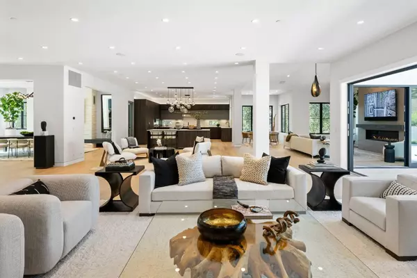 Atherton, CA 94027,89 Tallwood CT