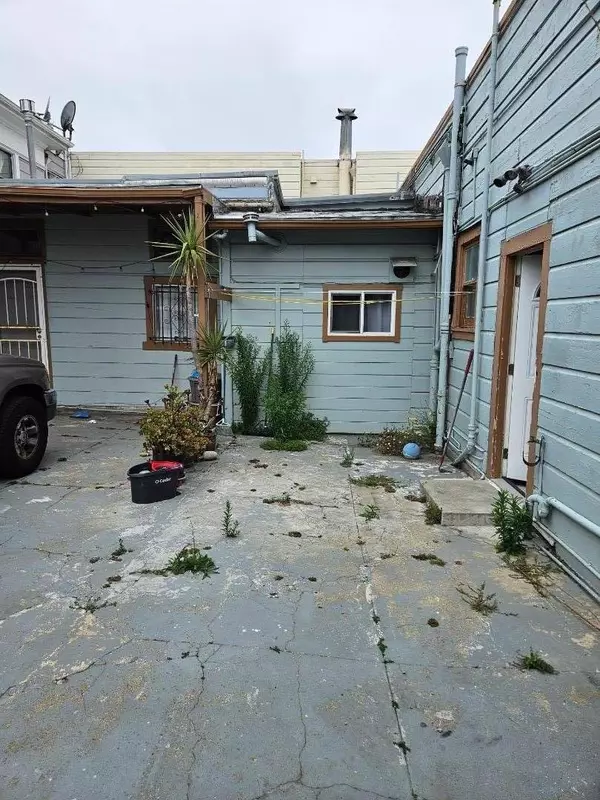 San Francisco, CA 94112,275 Miramar AVE