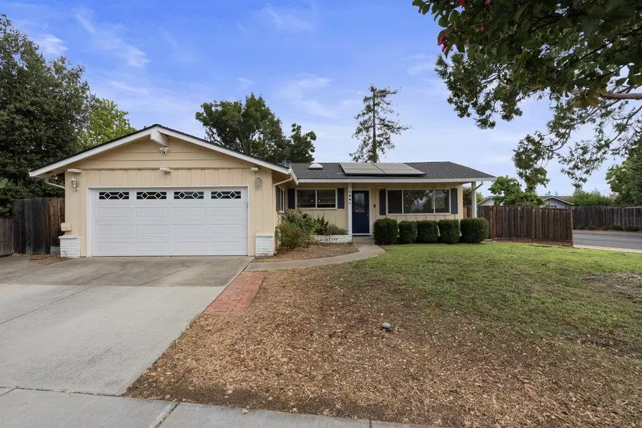 1301 3rd ST, Gilroy, CA 95020