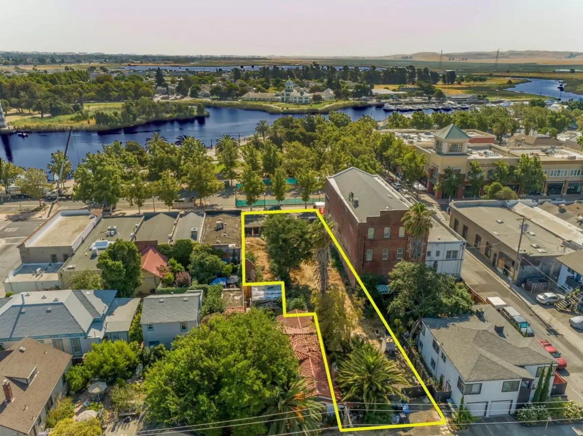 Suisun City, CA 94585,615 Main ST