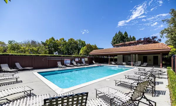 Sunnyvale, CA 94085,425 Costa Mesa TER F