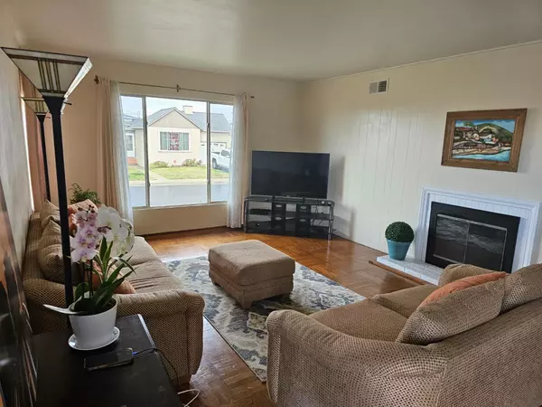 Daly City, CA 94015,85 Northridge DR