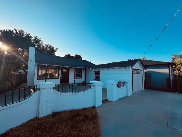 East Palo Alto, CA 94303,2112 Lincoln ST