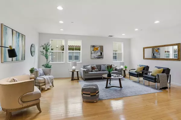 Milpitas, CA 95035,745 Mente Linda LOOP