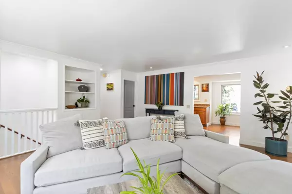 Monterey, CA 93940,7 Wyndemere Vale