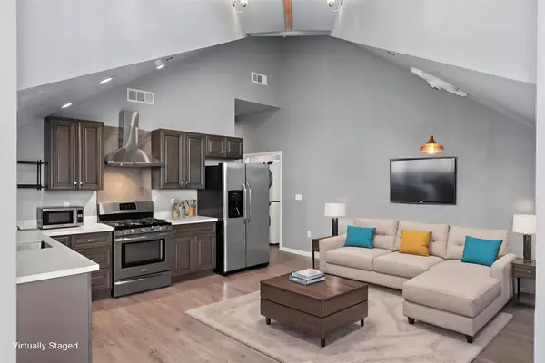 Oakland, CA 94607,350 4th ST