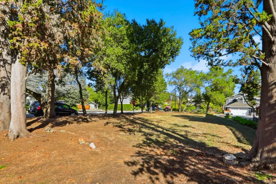 0 SW Corner of Cedar Ave & Alameda, Menlo Park, CA 94025