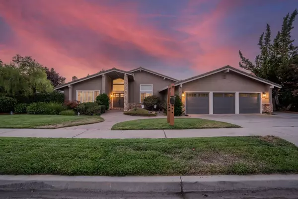 3165 Meadowlands LN, San Jose, CA 95135