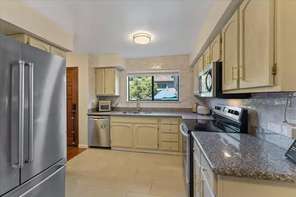 San Jose, CA 95126,1321 Fruitdale AVE