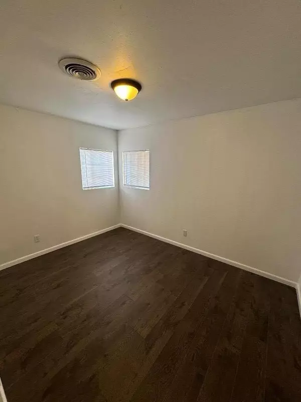 Bakersfield, CA 93306,1323 El Serento DR