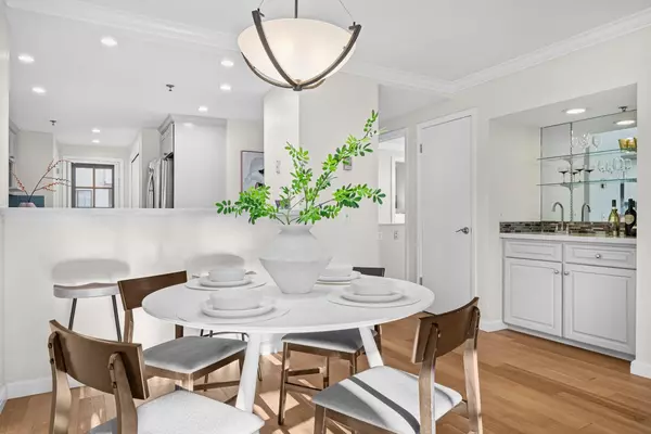 Cupertino, CA 95014,10235 Nile DR