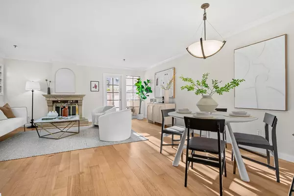 Cupertino, CA 95014,10235 Nile DR